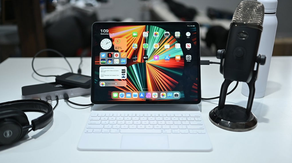 Máy tính bảng iPad Pro M1 12.9 inch WiFi 512GB (2021) | Kết nối Thunderbolt cao cấp