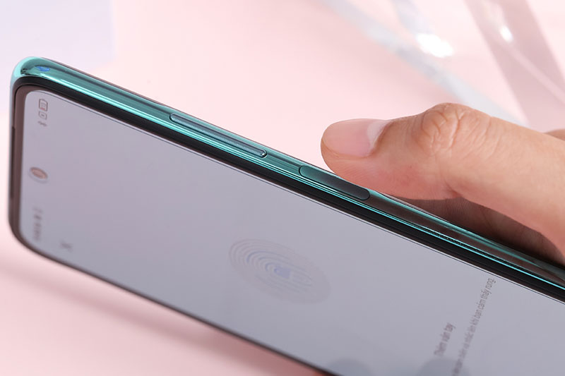 Cảm biến vân tay đặt ở cạnh viền | Xiaomi Redmi Note 10